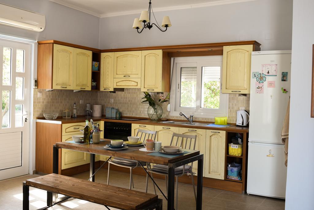Dimitris' & Valentina'S Home Плакиас Екстериор снимка